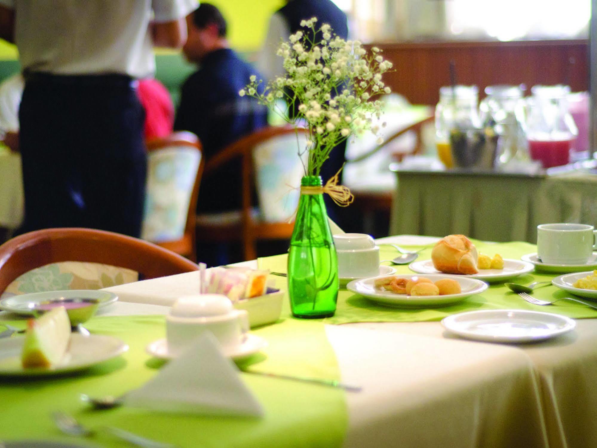 Cachoeiro Plaza Hotel Cachoeiro de Itapemirim Ngoại thất bức ảnh